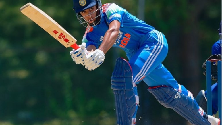 द्रविड़ के बेटे अन्वय ने फिर दिखाया बल्ले से दम, भारतीय अंडर-19 के लिए शानदार अर्द्धशतक