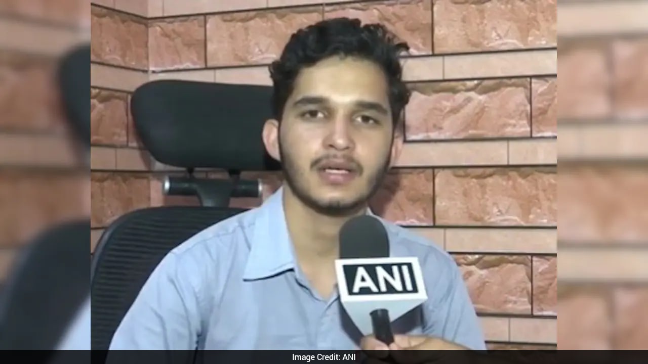 Meet Imran, The 17-Year-Old Kashmir Boy Who Built A Rs 5 Crore Company In 6 Months