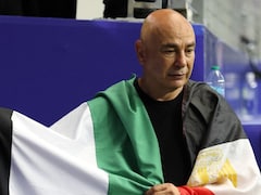 Egypt Coach's 'Palestine' Gesture Viral After WC Round of 16 Qualification