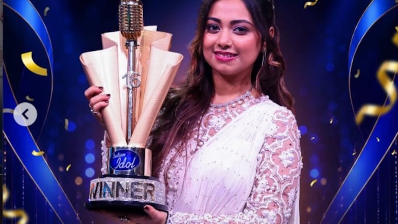 Indian Idol 16 winner: ज्योतिर्मयी नायक ने जीता इंडियन आइडल-16, चमचमाती ट्रॉफी के साथ मिला इतने लाख का चेक