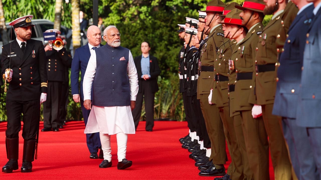 Watch: PM Modi Receives Guard Of Honour In Auckland, New Zealand