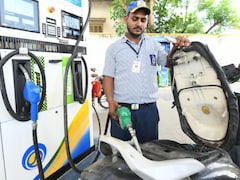 Petrol Price Today: अमेरिका-ईरान युद्ध से कच्चे तेल में आया उबाल, जानें- क्या है आज पेट्रोल डीजल के दाम