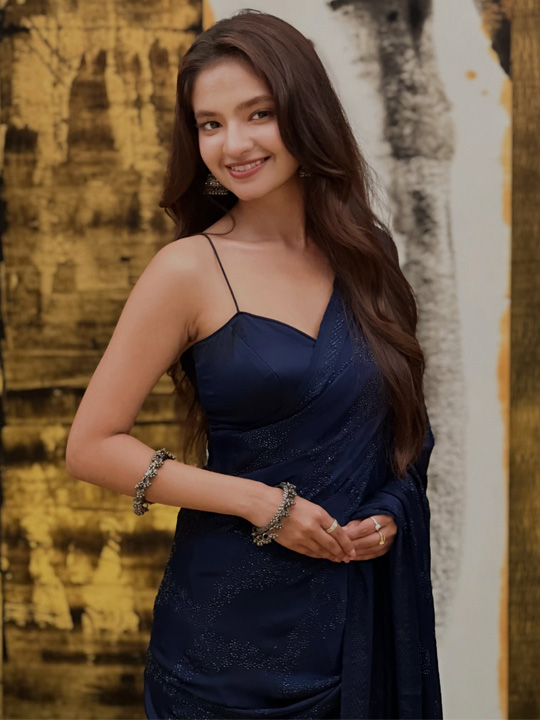 Anushka Sen's Ethnic Glam