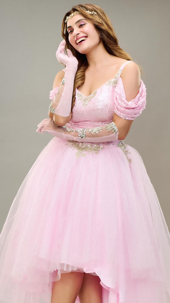 Shrutika Arjun Raaj Looks Pretty in Pink