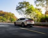 Tesla Bets Big On India: Aggressive Model Y L Pricing Fuels High Triple-Digit Bookings