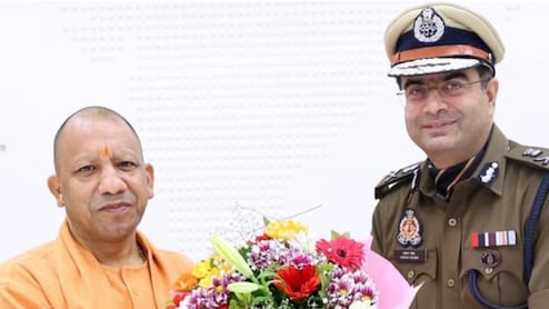 कौन हैं IPS तरुण गाबा, जिन्हें बनाया लखनऊ का नया पुलिस कमिश्नर? CBI से लेकर महाकुंभ तक संभाल चुके जिम्मेदारियां