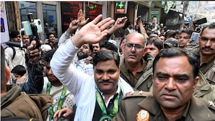 'कसाई बन गए थे...', दिल्ली पुलिस ने IB ऑफिसर की हत्या के दोषी ताहिर हुसैन के लिए मांगी मौत की सजा