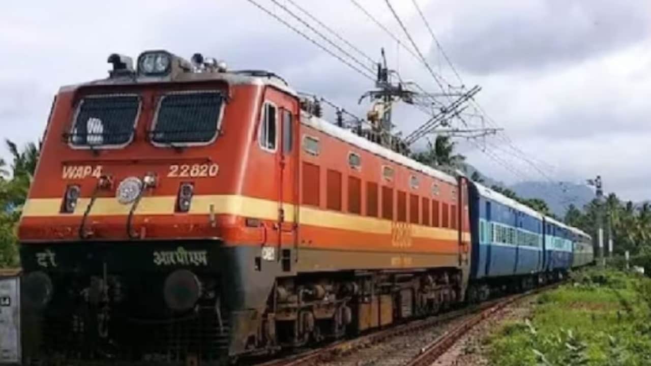 पश्चिम रेलवे में जलभराव से रेल यातायात प्रभावित, जयपुर-मुंबई समेत कई ट्रेनें रद्द; देखें पूरी ल‍िस्‍ट 