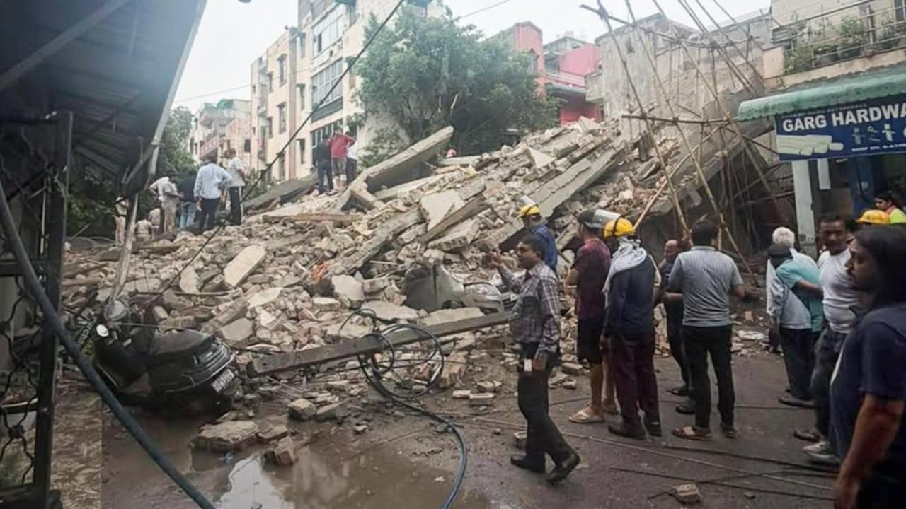 Delhi Rohini Building Collapse Delhi Rohini Building Collapse