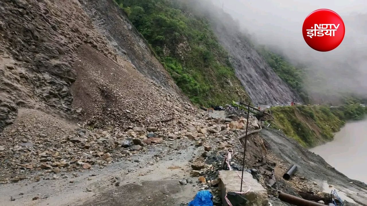 उत्तराखंड में मानसून का कहर: 3 जिलों में रेड अलर्ट, 115 सड़कें बंद; सरकार अलर्ट, यहां के स्कूलाें की छुट्‌टी