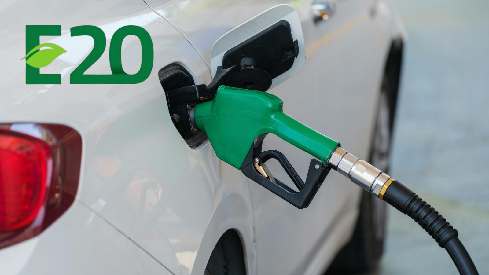 Survey Finds Majority of Indians, Including NDA Supporters, Reluctant to Use E20 Petrol