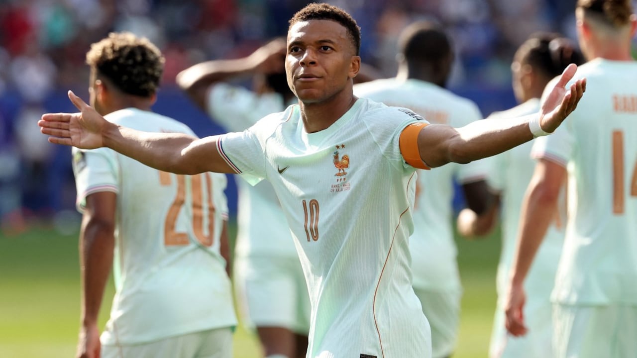 Kylian Mbappe Rewrites FIFA World Cup Record Books With Never-Seen-Before Feat