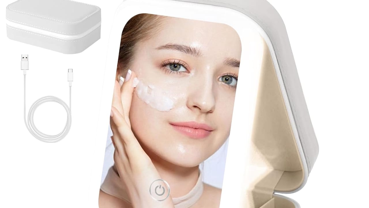 Why A Good Travel LED Mirror Might Be The Smartest Beauty Essential In Your Bag