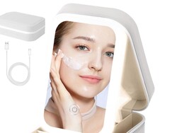 Why A Good Travel LED Mirror Might Be The Smartest Beauty Essential In Your Bag