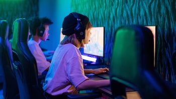 India's Gaming Audience Is Still Young And Male, But Women Are Shaking Up The Landscape