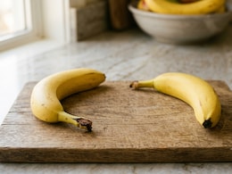 Is Eating 2 Bananas A Day Too Much? Here's What Nutritionists Say