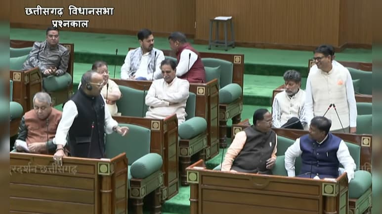 छत्तीसगढ़: कांग्रेस के अविश्वास प्रस्ताव पर सदन में रात 2:45 बजे तक हुई चर्चा, CM बोले- 25 साल तक बनेगी BJP सरकार