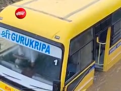 शॉर्टकट के चक्कर में बच्चों की जान खतरे में डाली, नदी में उतार दी स्कूल बस, बीच में फंसी