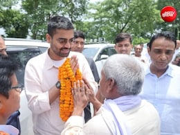 उपेंद्र कुशवाहा के बेटे दीपक प्रकाश का बचा मंत्री पद, देवेश की जगह जाएंगे विधान परिषद; BJP ने किया 'त्याग'