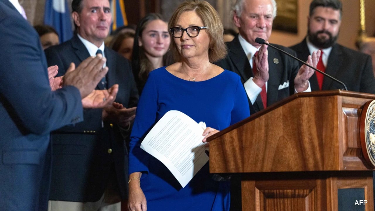 Who Is Lindsey Graham's Sister, Chosen As Replacement After Senator's Death