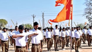 हेडगेवार या गोलवलकर नहीं, संघ क्यों भगवा ध्वज को ही मानता है गुरु; हर साल दक्षिणा देते हैं स्वयंसेवक