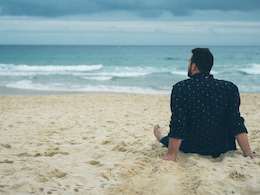 Man "Shocked And Confused" To Learn He Was Laid Off While on Vacation, Reddit Reacts