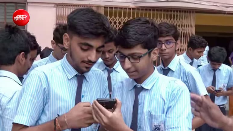 CBSE 10th Second Board Exam 2026: 60% छात्रों ने बढ़ाए अपने अंक, जानें कहां से मिलेगी नई मार्कशीट