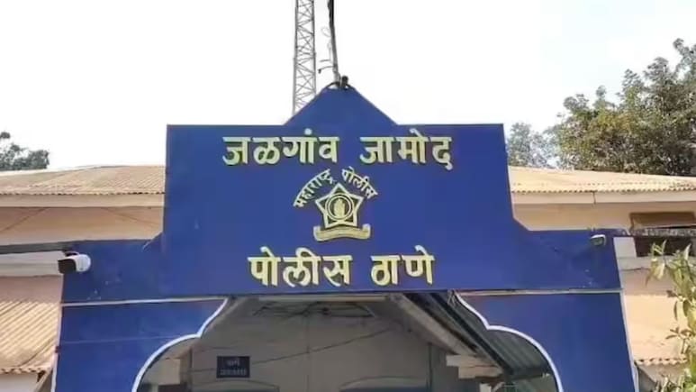 Buldhana News : बुलढाण्यातील महिलेच्या 'सरकटी लाश' प्रकरणाची अधिवेशनात चर्चा; मुख्यमंत्री पोलिसांवर संतापले! &nbsp;