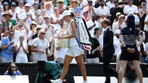 Defending Wimbledon Champion Iga Swiatek Loses In 3rd Round To Alexandra Eala