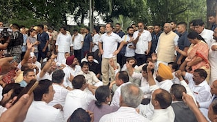 पैदल मार्च, अचानक बढ़ा जमावड़ा, कांग्रेस की सीक्रेट प्लानिंग, जानें कैसे पीएम आवास के बाहर पहुंचे राहुल-प्रियंका
