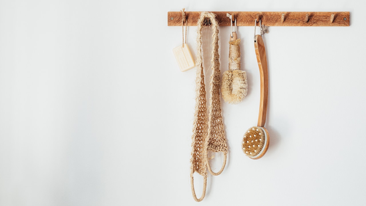 Are Silicone Body Scrubbers More Hygienic Than Mesh Loofahs?