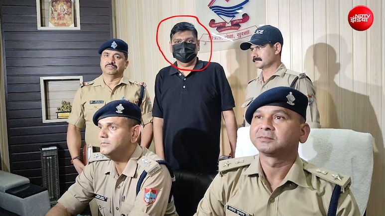 UPSC में फेल हुआ तो बना 'फर्जी अधिकारी', पूर्व IAS के बेटे को देहरादून पुलिस ने पकड़ा