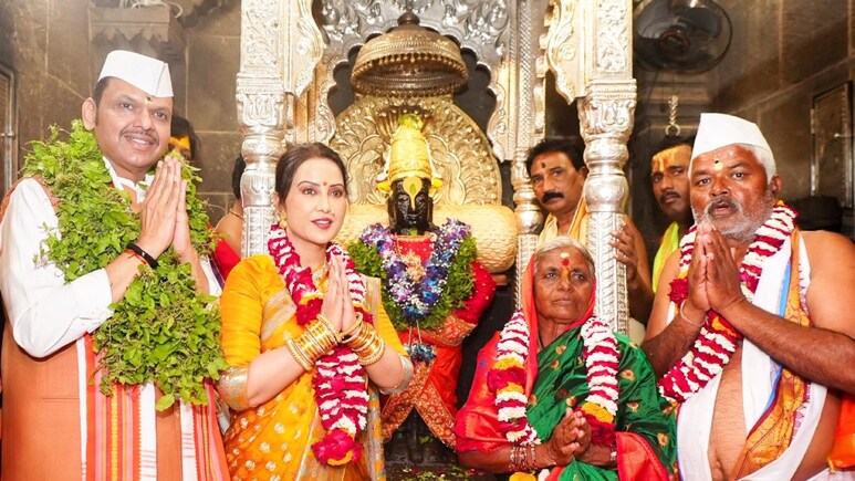 Ashadhi Ekadashi: विठुरायाच्या गजराने दुमदुमली पंढरी! CM देवेंद्र फडणवीसांकडून शासकीय महापूजा संपन्न