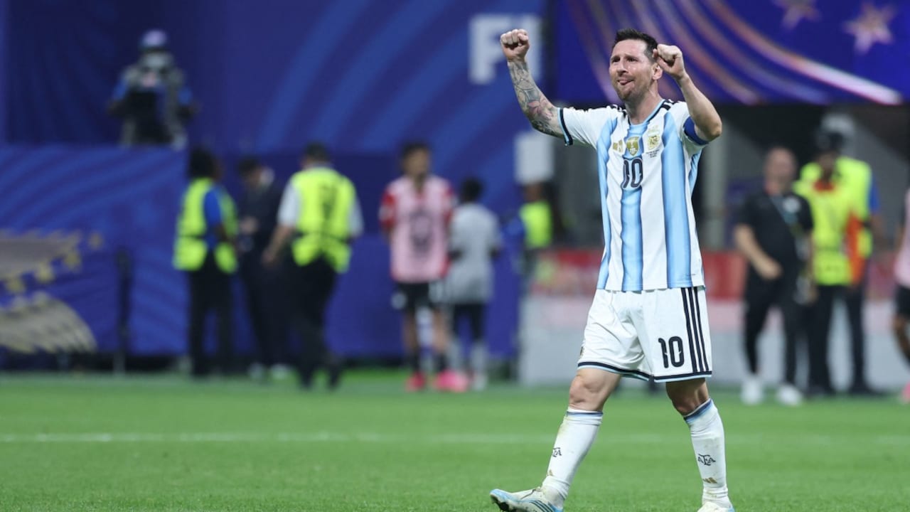 Lionel Messi In Tears After Argentina Complete Dramatic Comeback From 2-0 Down vs Egypt To Enter FIFA WC QF