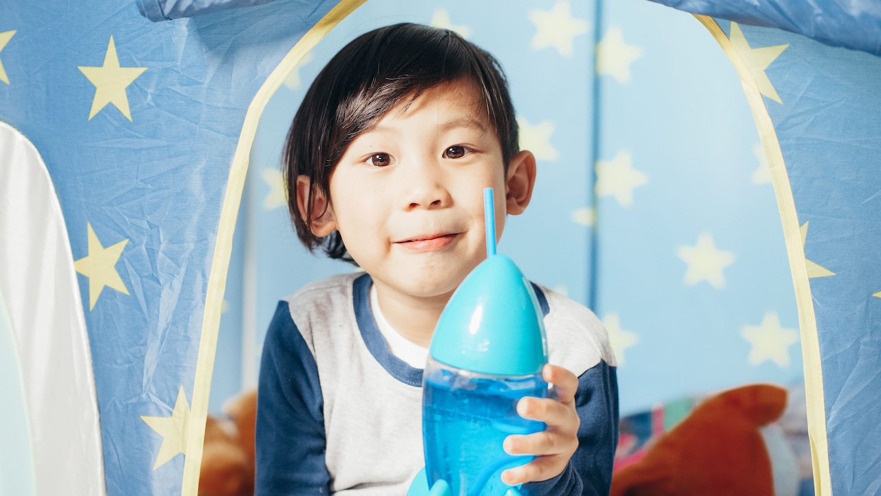 Best Sippy Cup Buying Guide: Avoid Leaks, Odours And Hidden Grime