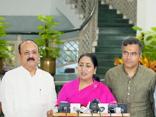 Delhi Lakshmi Yojana: 2500 रुपये हर महीने दिल्ली की महिलाओं को, 1 अगस्त से ऐसे करें ऑनलाइन अप्लाई