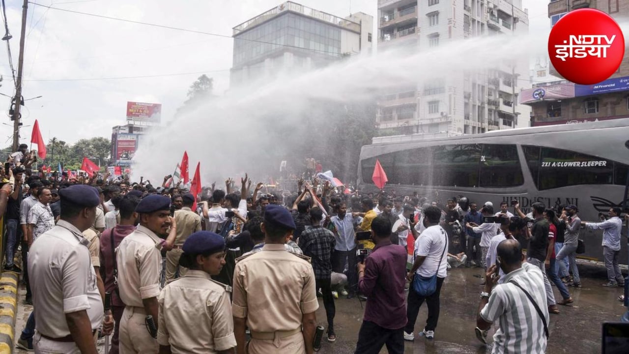 छात्रों के प्रदर्शन से गरमाई बिहार की राजनीति,विधानसभा में जमकर हंगामा
