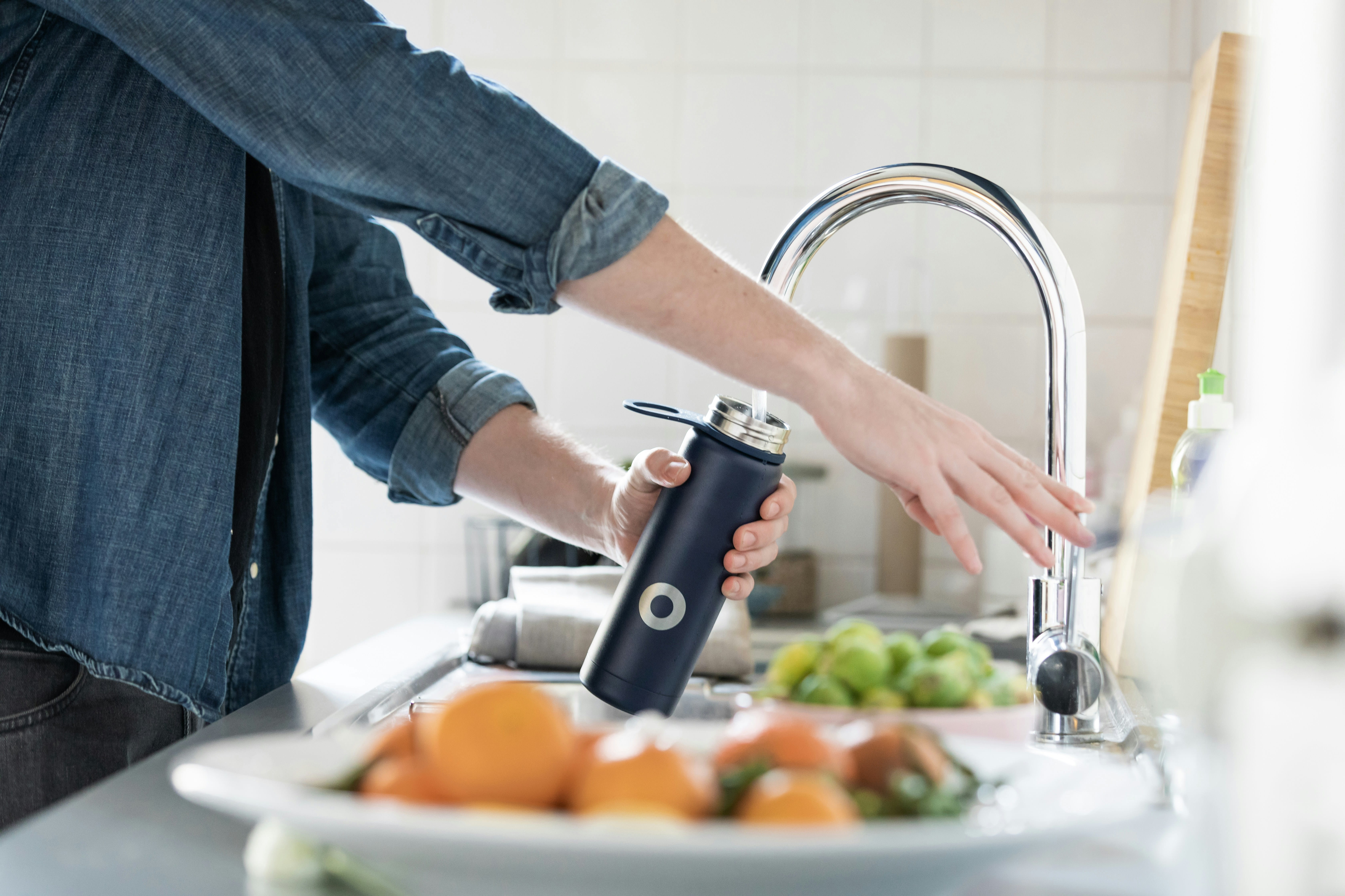 What Is The Right Time To Drink Water? These Expert Tips May Surprise You