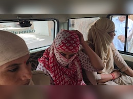 नर्स ने डॉक्&zwj;टर को ब्&zwj;लैकमेल कर हड़पे 2 करोड़, डॉक्&zwj;टर के साथ अश्&zwj;लील वीड&zwj;ियो बनाकर करने लगी थी वसूली