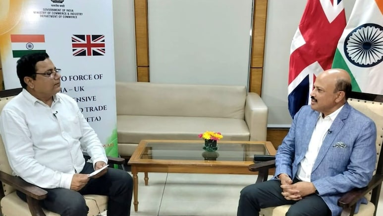 भारत-UK डील से किसान और पशुपालक ज्यादा फायदे में, वाणिज्&zwj;य सचिव ने बताया कैसे