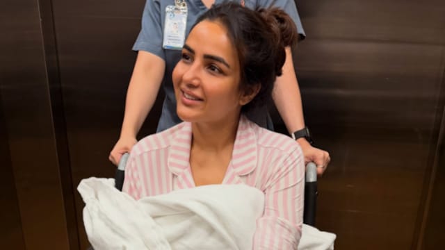 Jasmin Bhasin Injury