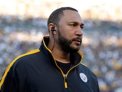 Ex-Steelers QB Charlie Batch's Best Of The Batch Foundation Catches Fire