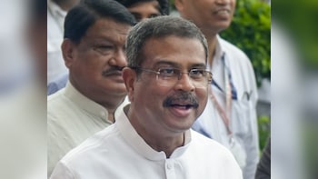 'Democracy Has Triumphed': Opposition Parties React To Dharmendra Pradhan's Resignation
