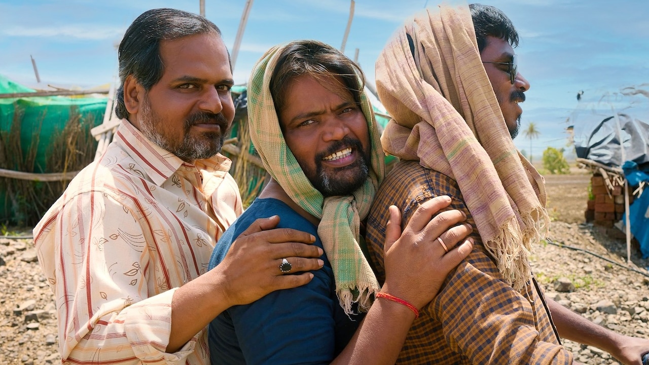 पंचायत का ये एक्टर, 20 किलोमीटर साइकिल चलाकर बेचता था कपास, आज पूरे देश में छाया, PM मोदी से की थी मुलाकात
