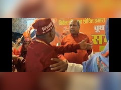 'दिमाग सही कर लो, नहीं तो सही कर दूंगा; काम तो तुम्हारा बाप भी करेगा', प्रदेश सचिव पर भड़के संजय निषाद