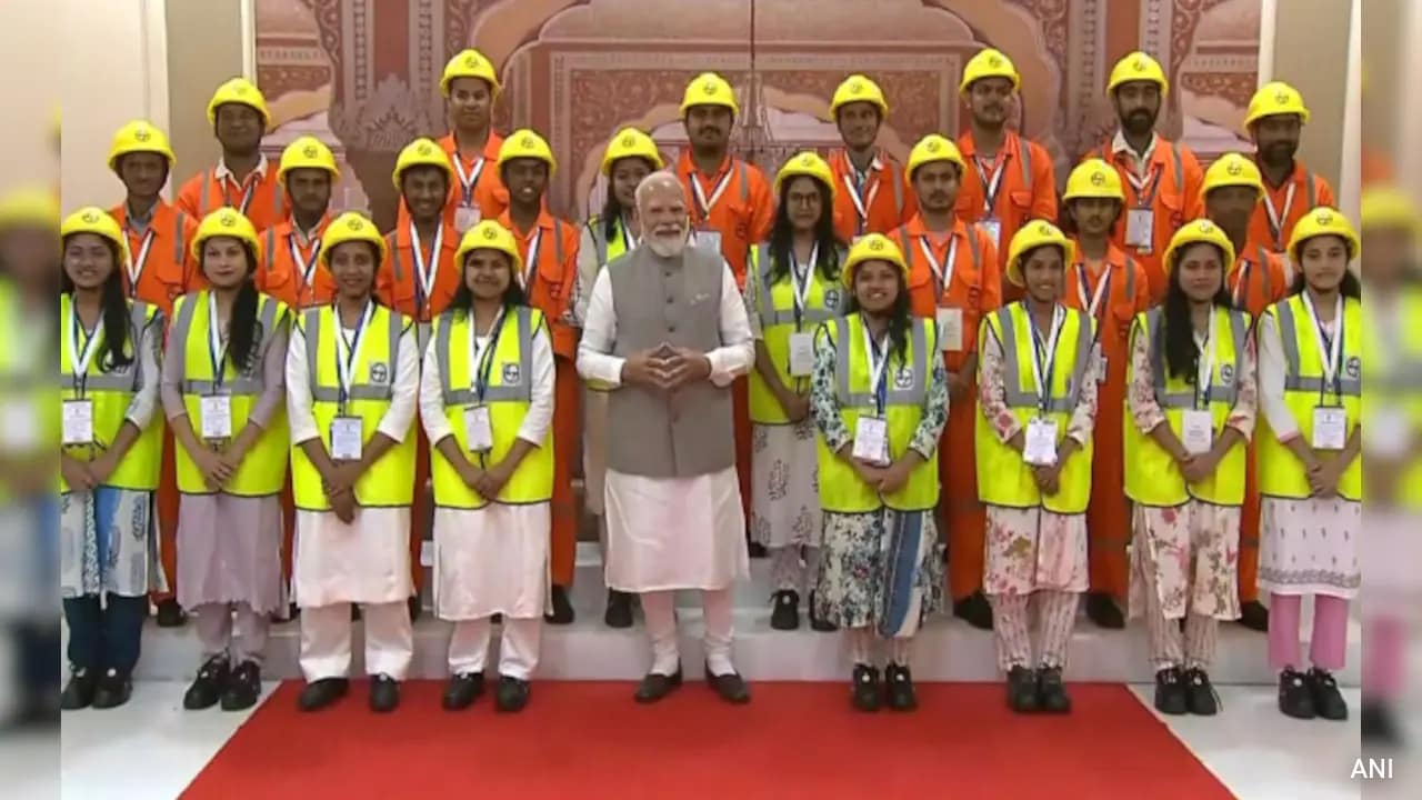 PM Modi Inaugurates India's First Greenfield Refinery-Cum-Petrochemical Hub in Rajasthan