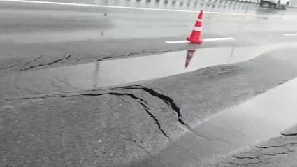Rs 4,200-Crore Expressway Develops Cracks 12 Days After Inauguration In UP
