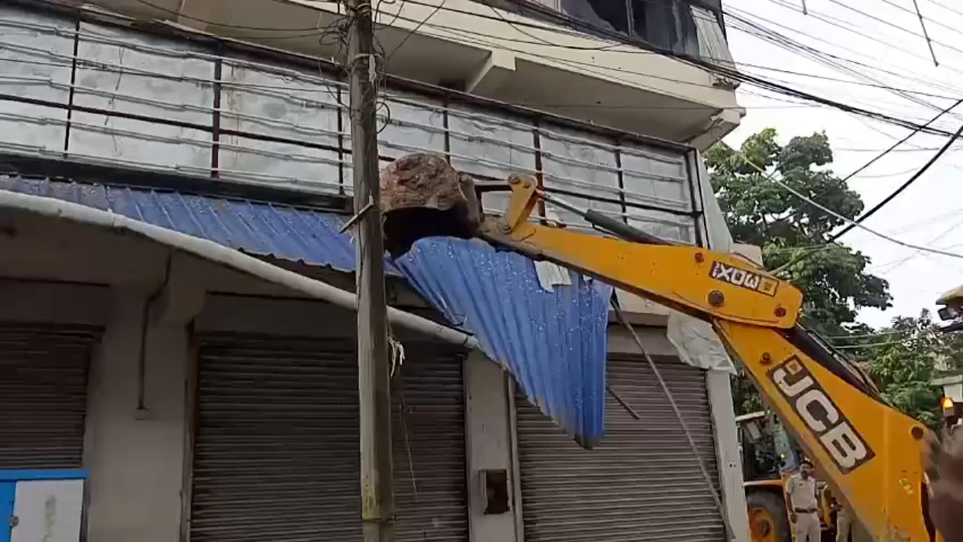 Political Storm in Bengal After Bulldozer Action at Abhishek Banerjee's Office