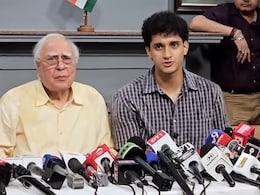 Kapil Sibal Pledges Rs 1 Crore To Support Legal Aid For CJP Protesters