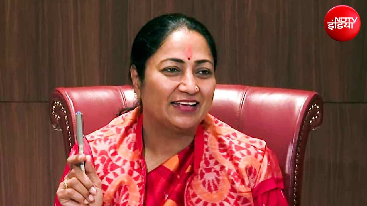 समय पर काम न करने वाले अधिकारियों पर अब  लगेगा जुर्माना, 'टाइम बाउंड सर्विस बिल' को कैबिनेट ने दी मंजूरी